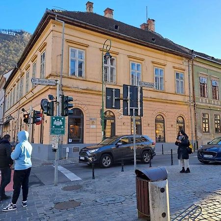 Sofia'S Home Comfy Studio In The Old Town Braşov Exterior foto