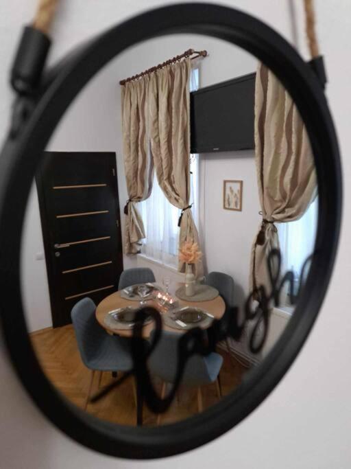 Sofia'S Home Comfy Studio In The Old Town Braşov Exterior foto